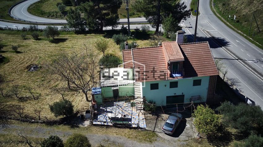 Moradia T3 à venda em Alcains, Castelo Branco — foto 2