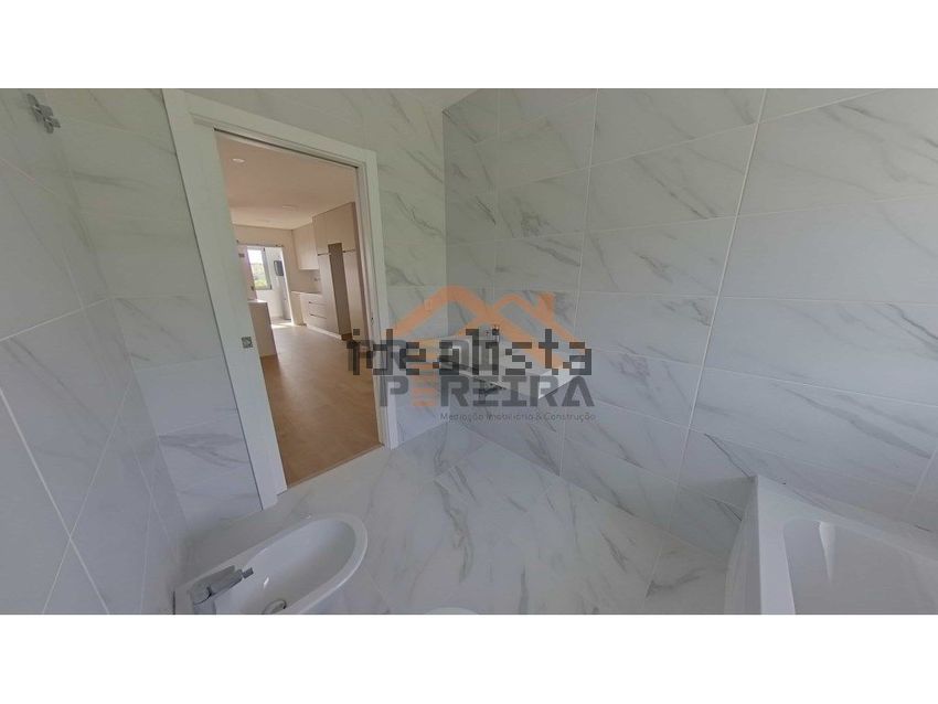 Apartamento T2 à venda em Camarate, Unhos e Apelação, Loures — foto 30