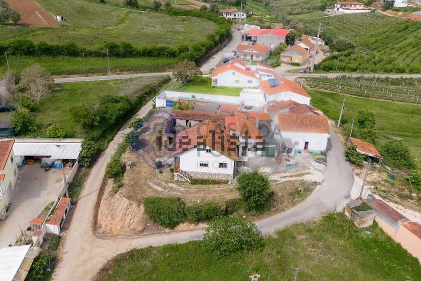 Moradia T3 à venda em Carvalhal Benfeito, Caldas da Rainha — foto 4