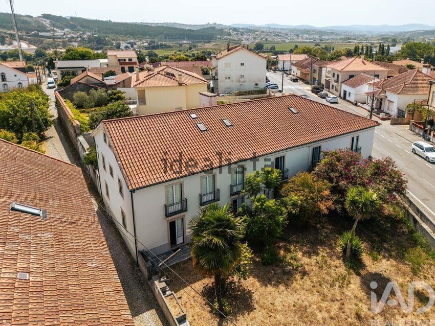 Moradia T6+ em Parceiros e Azoia, €850.000