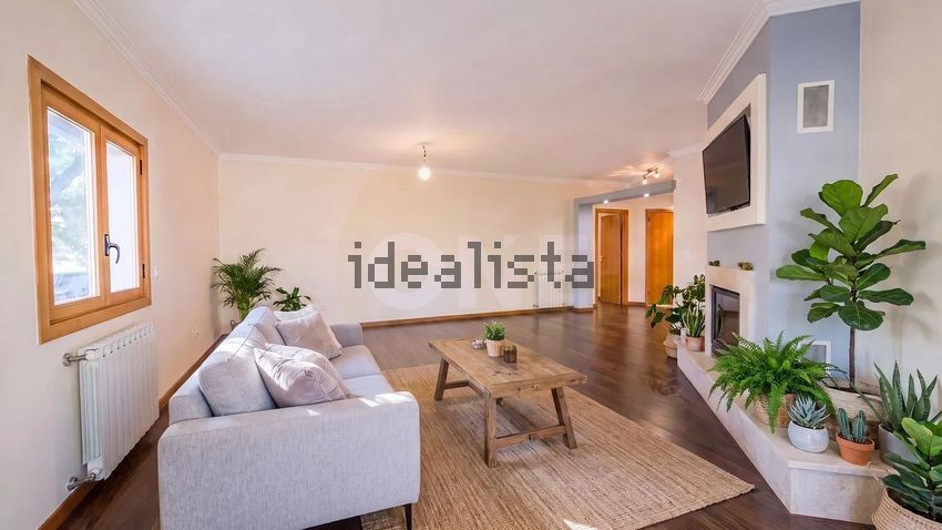 Apartamento T2 em Algueirão-Mem Martins, €457.000