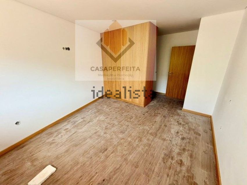 Apartamento T3 à venda em Nogueira da Regedoura, Santa Maria da Feira — foto 14