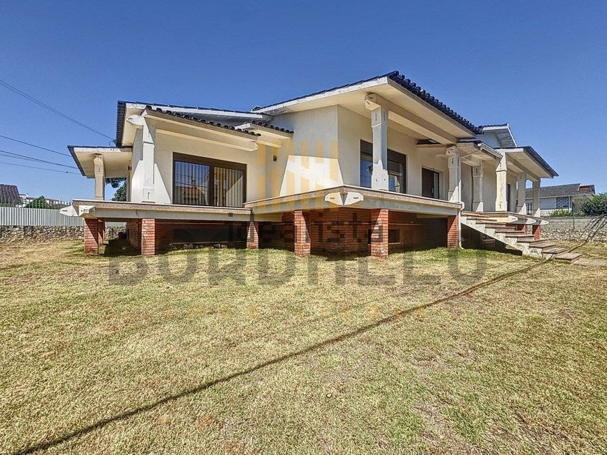 Moradia T5 à venda em Benedita, Alcobaça — foto 2