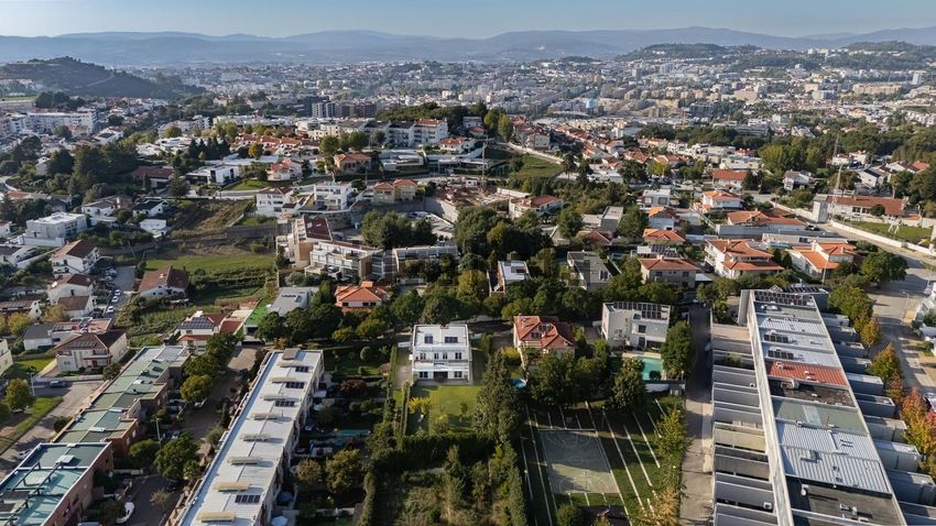 Moradia T5 à venda em Nogueira, Fraião e Lamaçães, Braga — foto 34
