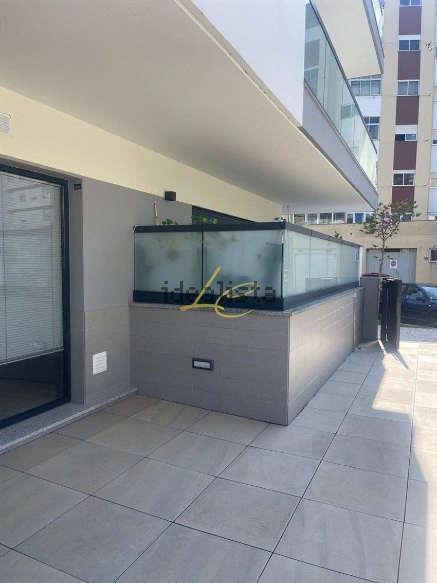 Apartamento T2 à venda em Leiria, Pousos, Barreira e Cortes, Leiria — foto 2