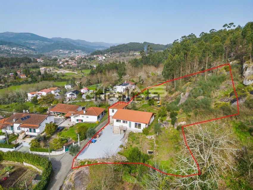Moradia T3 à venda em Caldelas, Sequeiros e Paranhos, Amares — foto 2