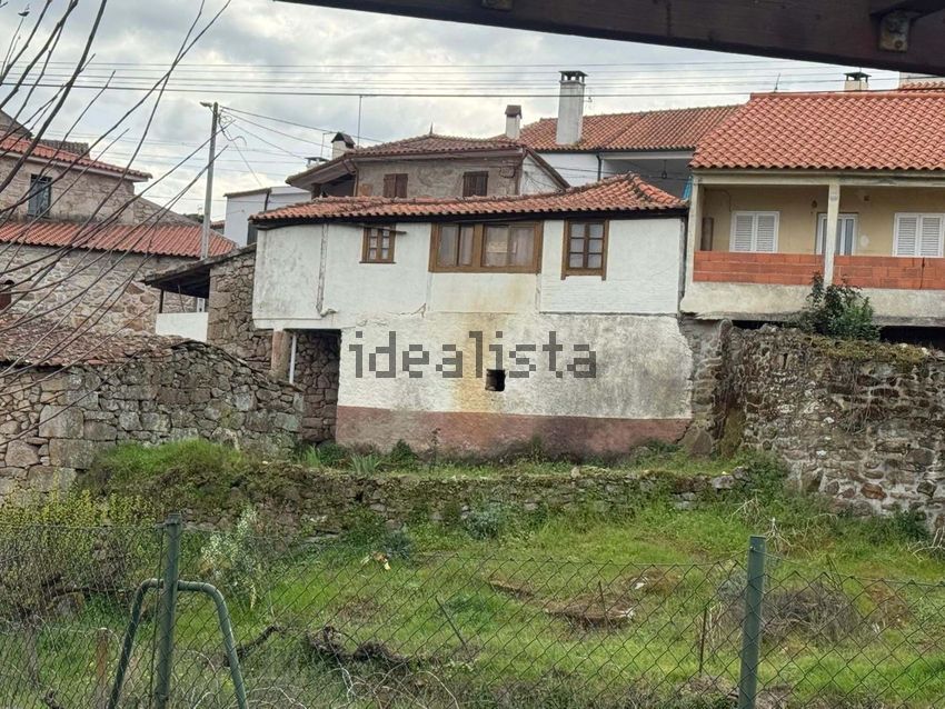 Moradia T3 em Freixiel, €50.000