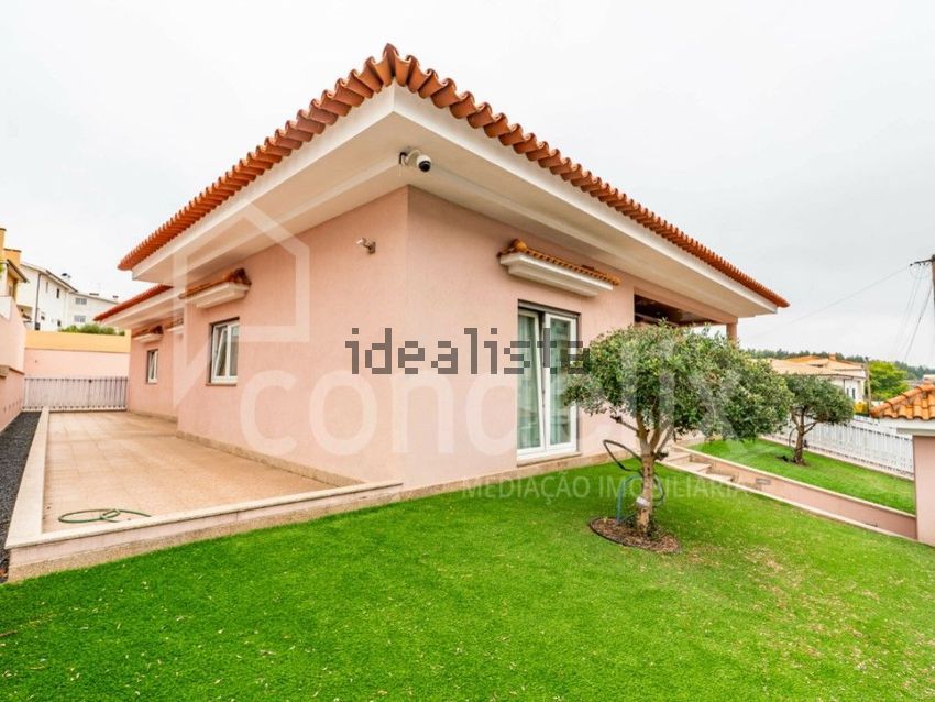 Moradia T4 à venda em Santa Maria da Feira, Travanca, Sanfins e Espargo, Santa Maria da Feira — foto 14
