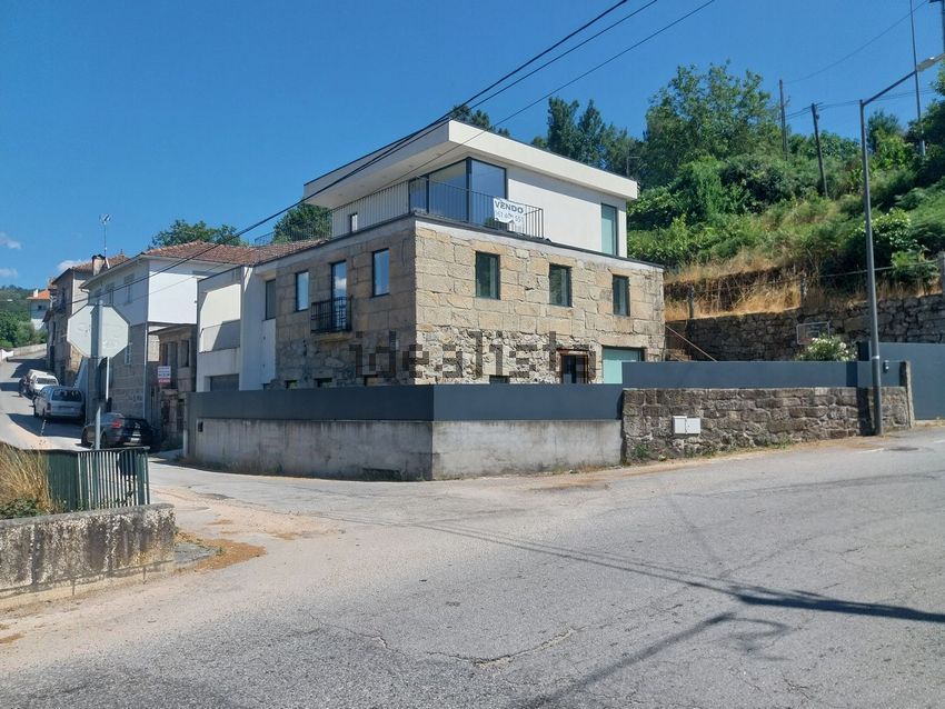 Moradia T4 em São Pedro do Sul, Várzea e Baiões, €349.000