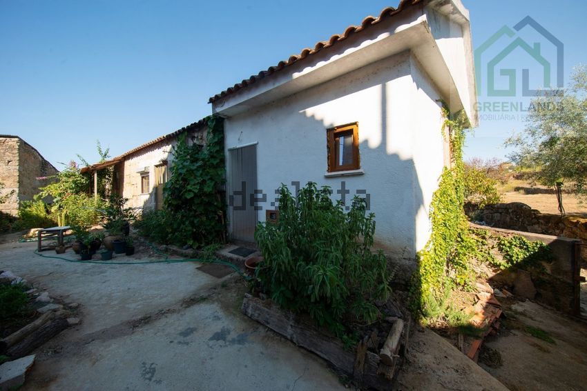 Moradia T2 em Lagares, €85.000