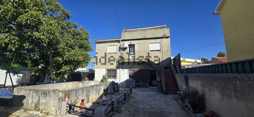 Moradia T4 em Quinta do Conde, €300.000