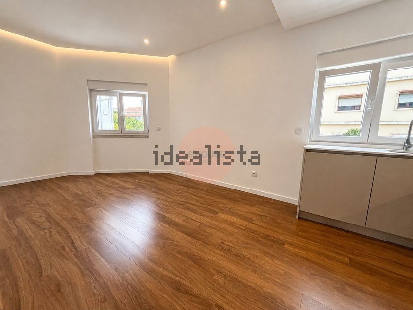 Apartamento T2 à venda em Caldas da Rainha - Nossa Senhora do Pópulo, Coto e São Gregório, Caldas da Rainha — foto 9