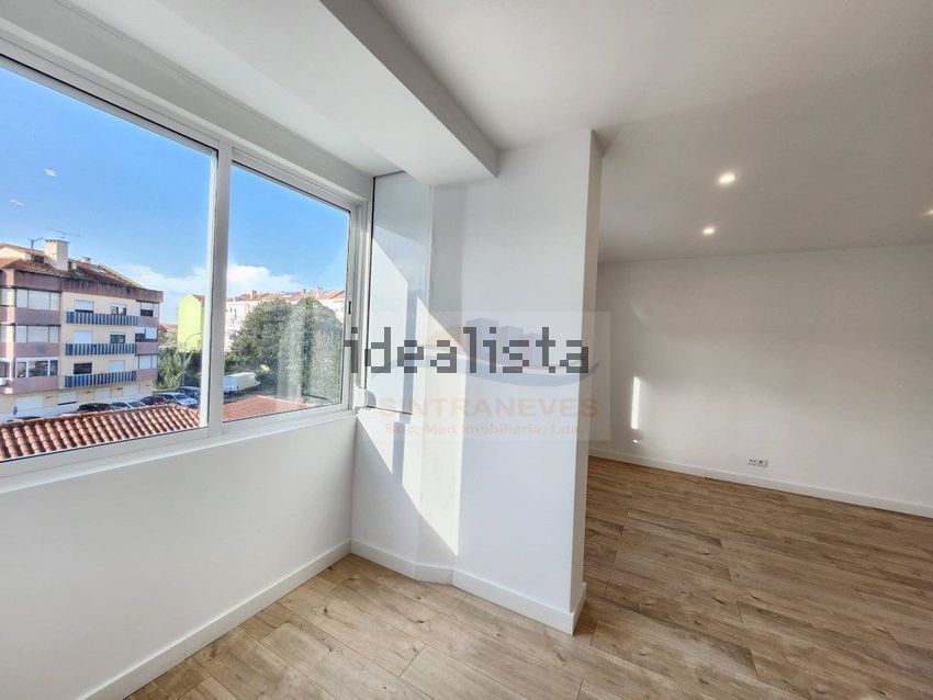 Apartamento T2 à venda em Mina de Água, Amadora — foto 6