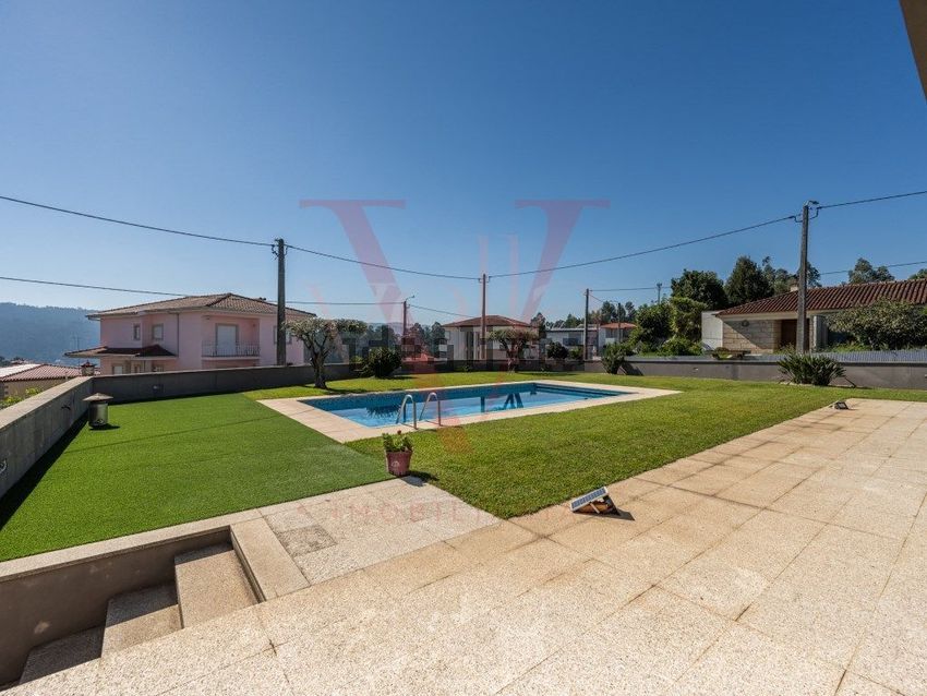 Moradia T4 à venda em Celeirós, Aveleda e Vimieiro, Braga — foto 3