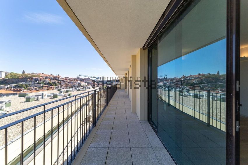 Apartamento T4 à venda em Lordelo do Ouro e Massarelos, Porto — foto 23