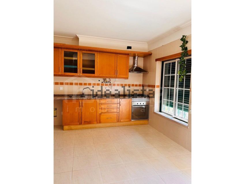 Apartamento T4 em Benavente, €335.000