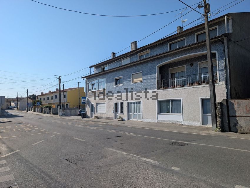 Apartamento T2 em Oliveirinha, €260.000