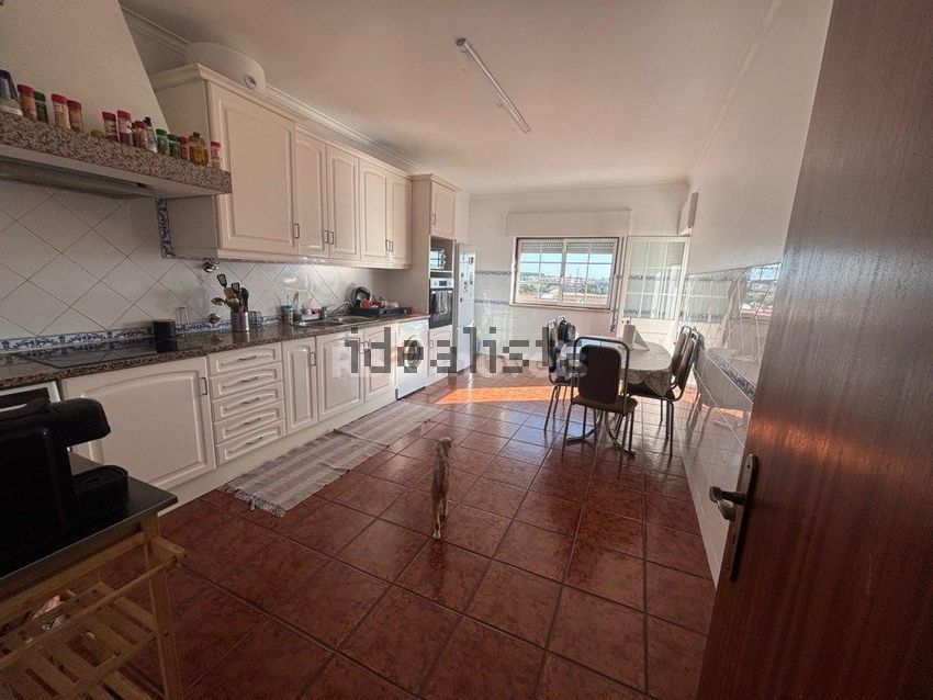 Apartamento T2 em Fazendas de Almeirim, €215.000