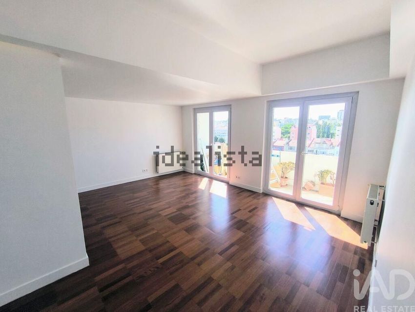 Apartamento T3 em Avenidas Novas, €860.000