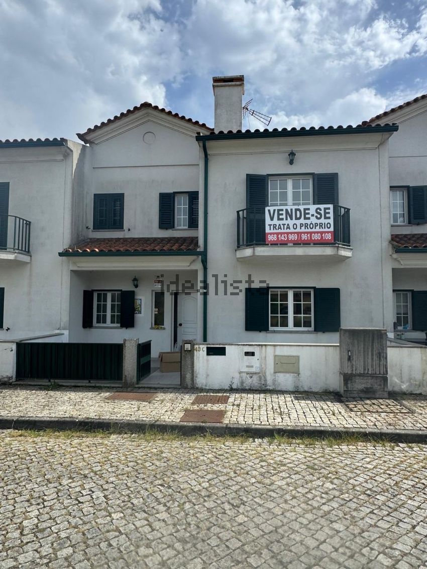 Moradia T3 à venda em Oliveira do Hospital e São Paio de Gramaços, Oliveira do Hospital — foto 5