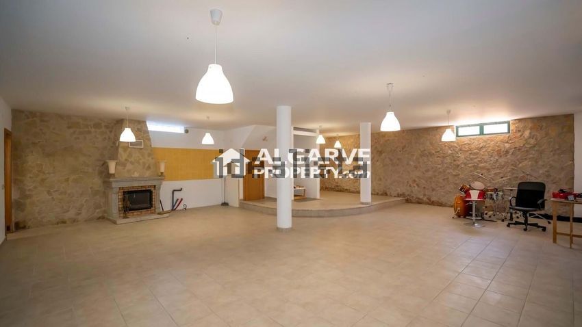 Moradia T4 à venda em Quelfes, Olhão — foto 17