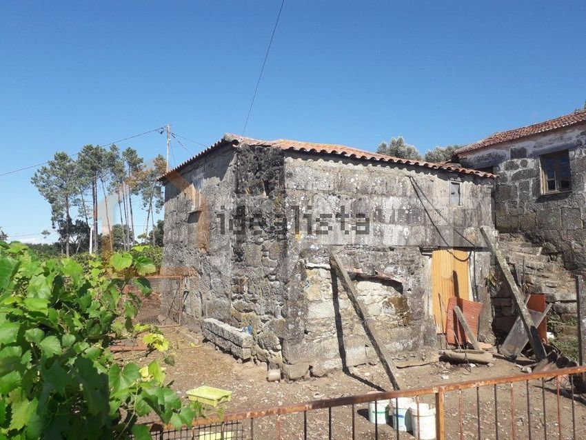 Moradia T1 em Messegães, Valadares e Sá, €34.000