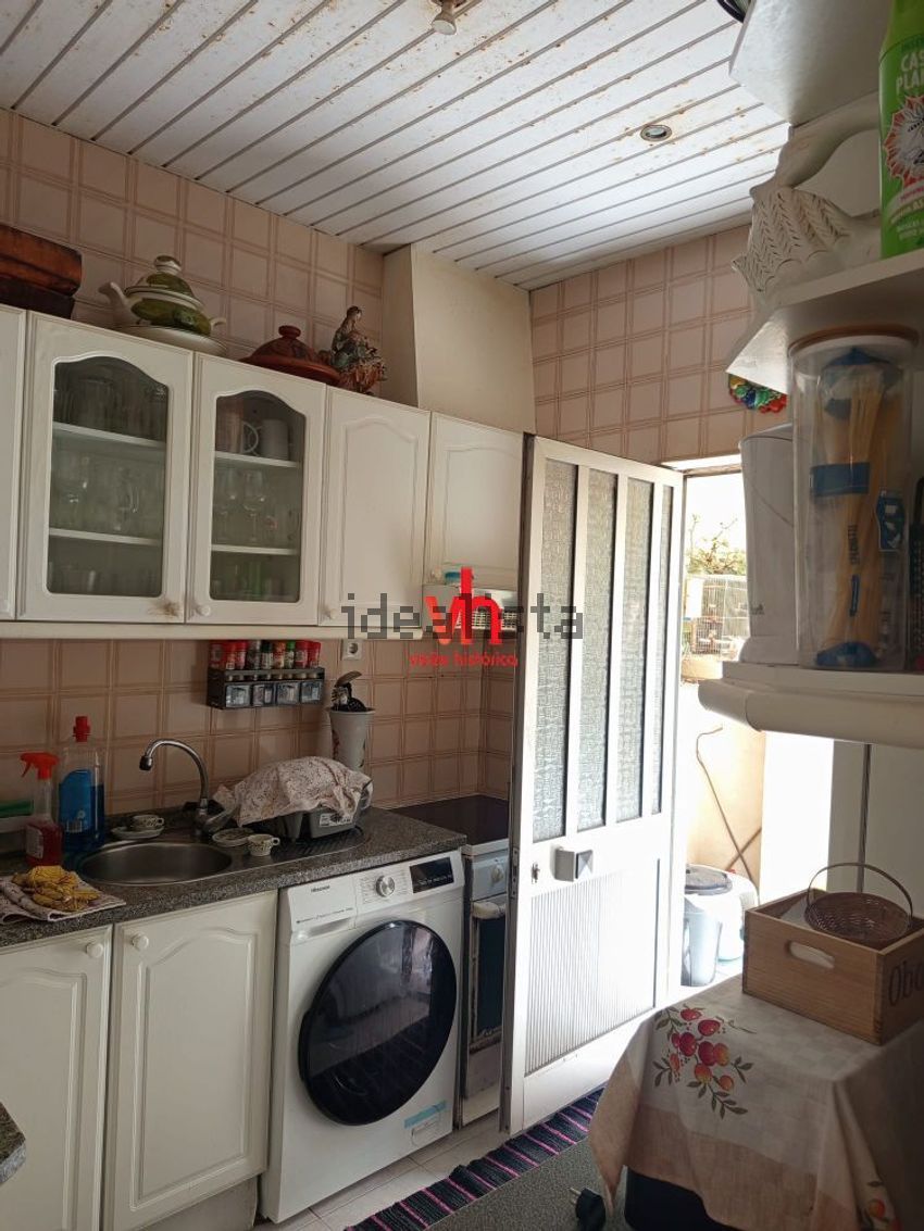 Moradia T3 em Cedofeita, Santo Ildefonso, Sé, Miragaia, São Nicolau e Vitória, €300.000
