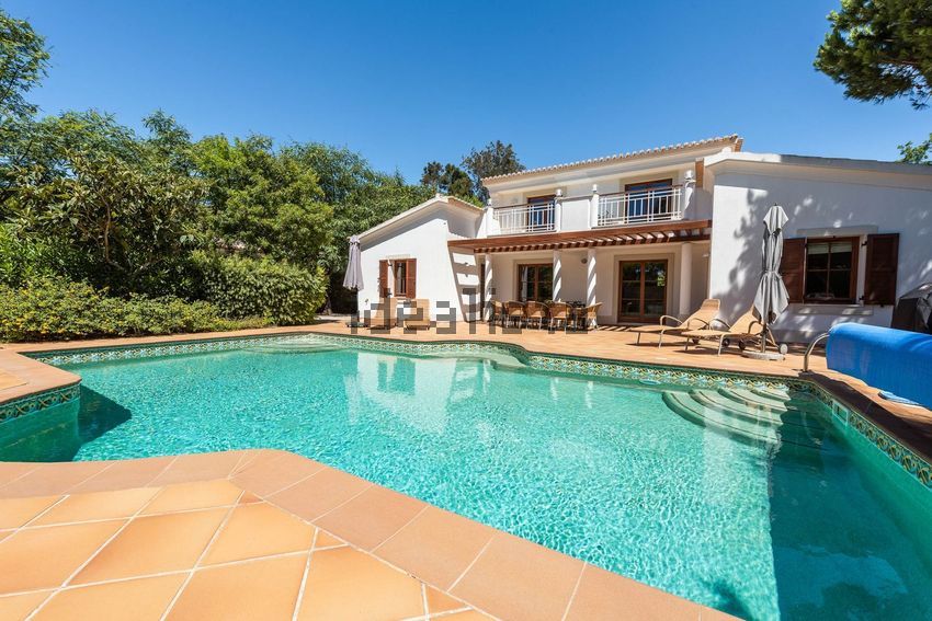 Moradia T4 em Barão de São Miguel, €955.000