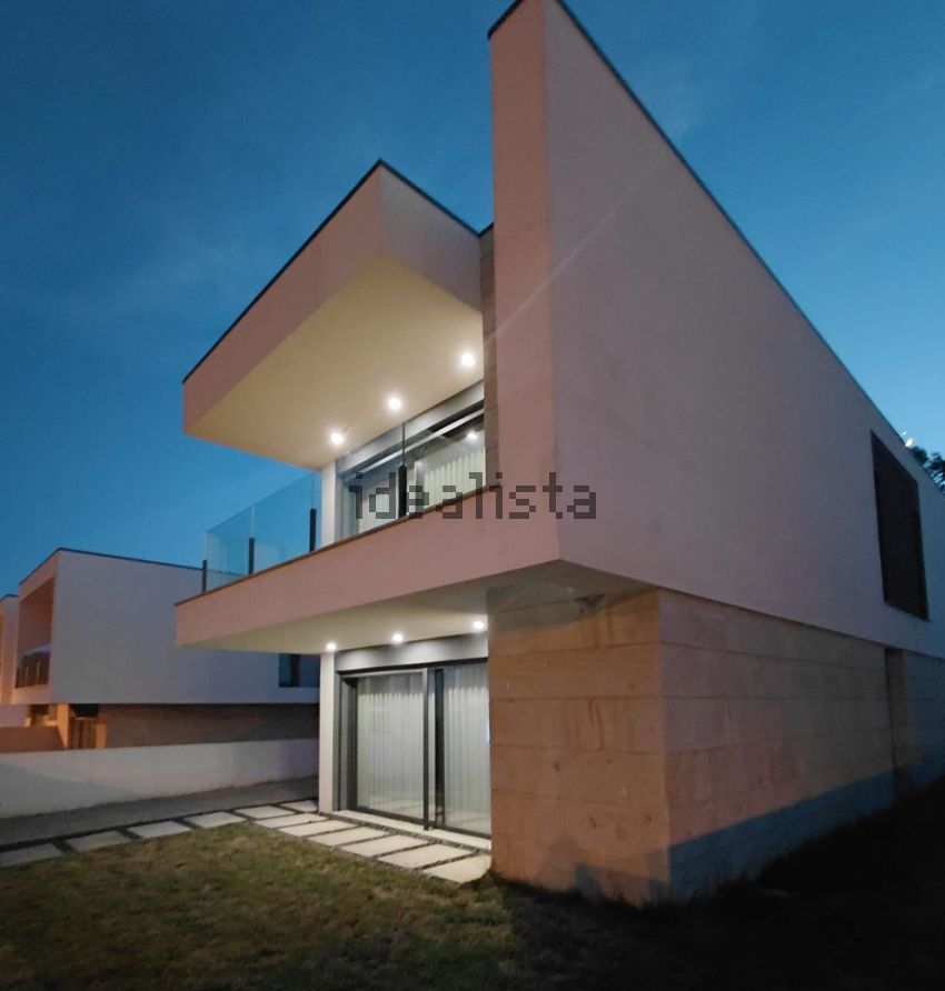 Moradia T3 à venda em Carreira e Fonte Coberta, Barcelos — foto 2