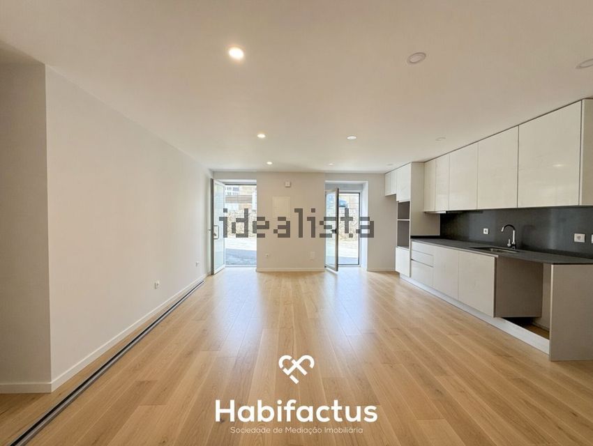 Apartamento T2 em Cavernães, €200.000