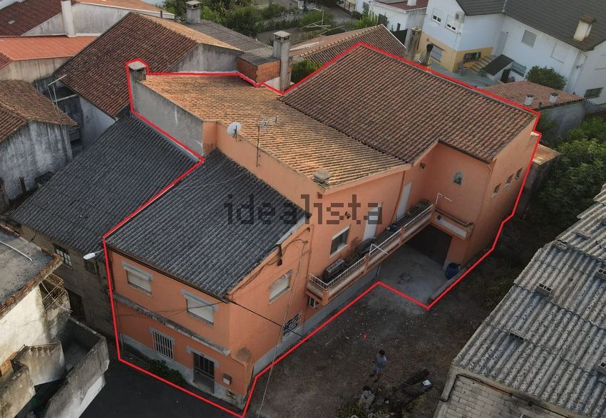 Moradia T4 em Vila Nova de Tazem, €99.900