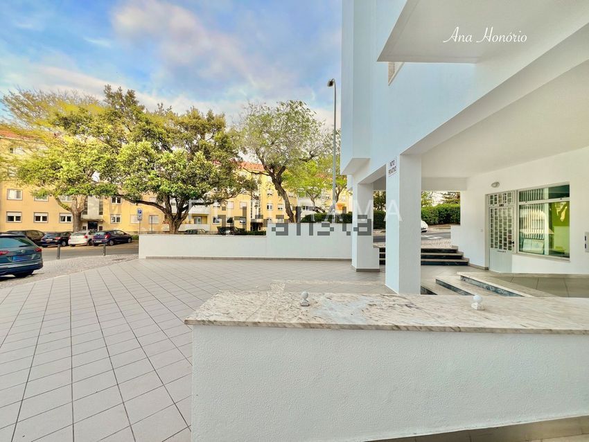 Apartamento T3 à venda em Oeiras e São Julião da Barra, Paço de Arcos e Caxias, Oeiras — foto 17