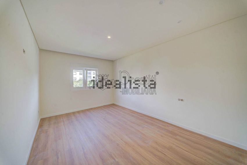 Apartamento T3 à venda em Oliveira, São Paio e São Sebastião, Guimarães — foto 10