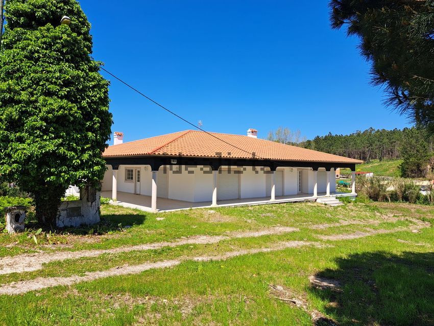 Moradia T3 à venda em Maceira, Leiria — foto 2