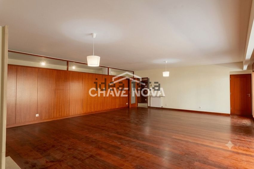Apartamento T5 à venda em Lordelo do Ouro e Massarelos, Porto — foto 6