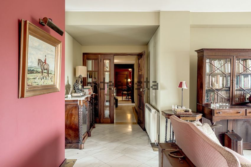 Apartamento T5 à venda em Lordelo do Ouro e Massarelos, Porto — foto 18