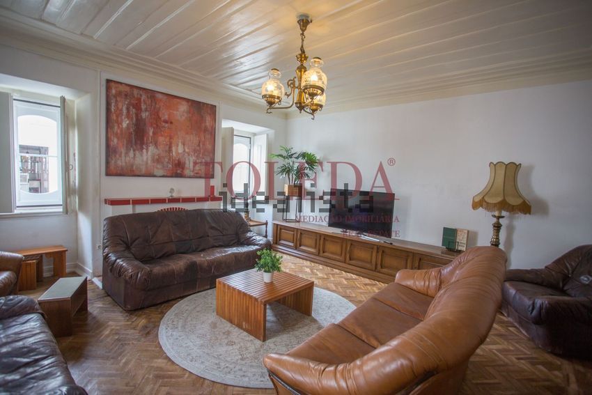 Moradia T6+ à venda em Salvaterra de Magos, €325.000