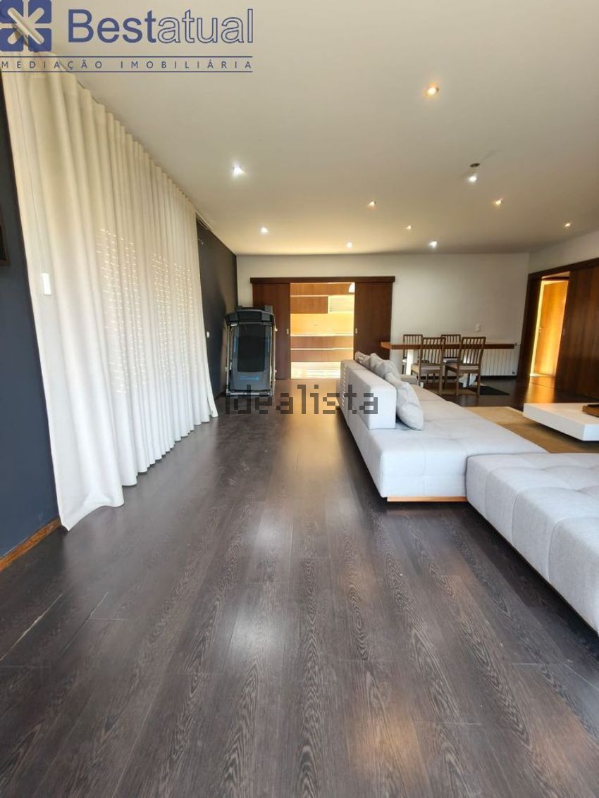 Apartamento T4 à venda em Vila Nova de Famalicão e Calendário, Vila Nova de Famalicão — foto 6