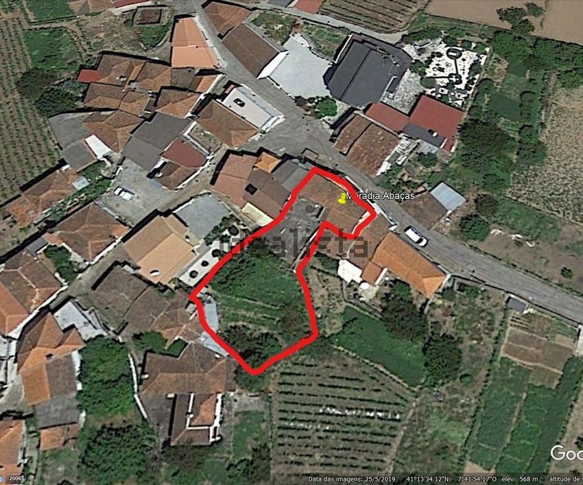 Moradia T4 em Abaças, €110.000