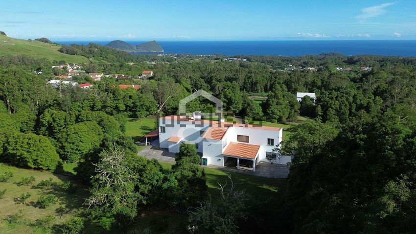 Moradia T6+ à venda em Terra Chã, Angra do Heroísmo — foto 31