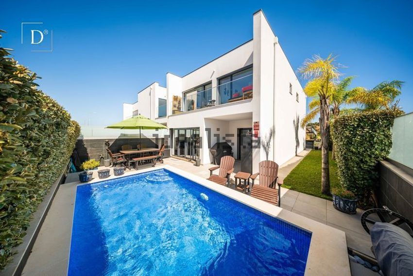 Moradia T4 em Guia, €620.000