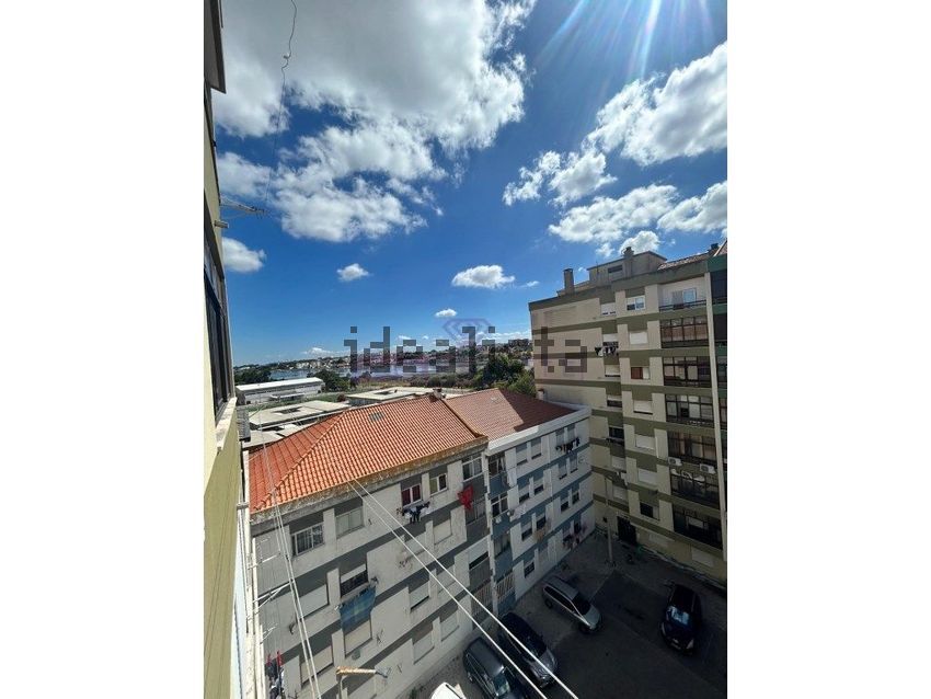 Apartamento T2 à venda em Amora, Seixal — foto 24