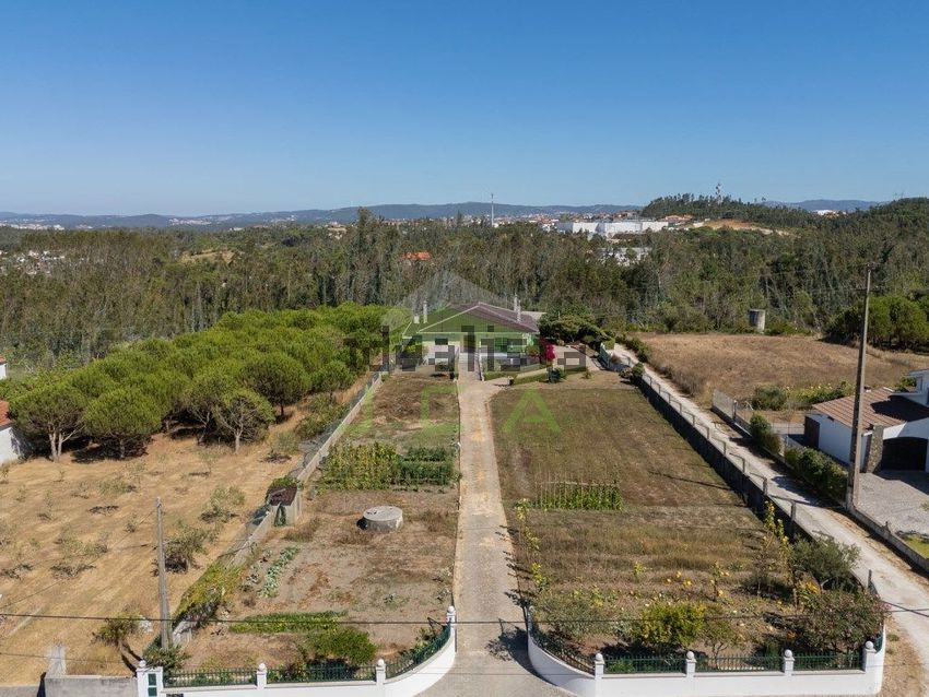 Moradia T5 à venda em Maceira, Leiria — foto 2