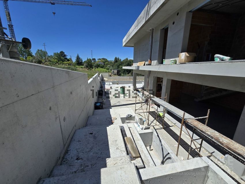 Moradia T4 à venda em Freguesia de Fail e Vila Chã de Sá, Viseu — foto 2