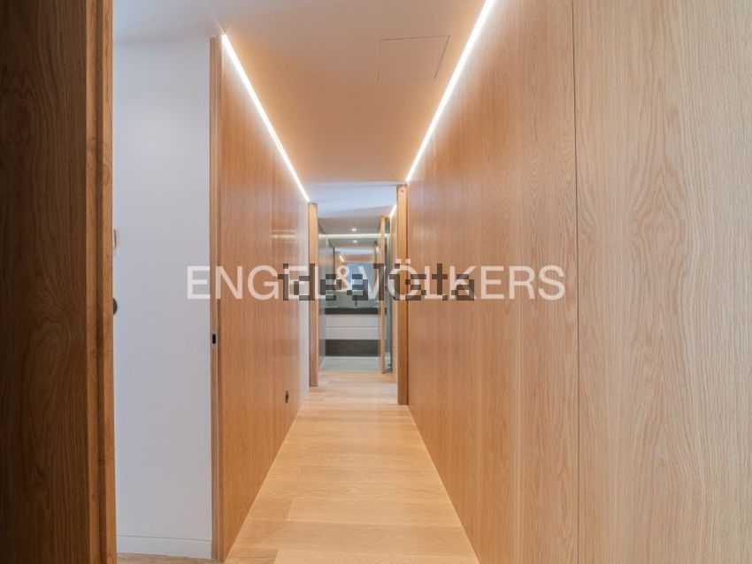 Moradia T5 à venda em Campolide, Lisboa — foto 16
