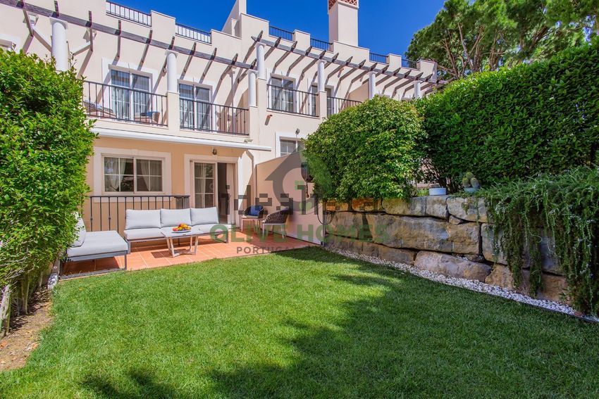 Moradia T4 em Quarteira, €1.100.000
