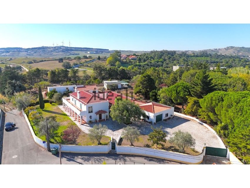 Moradia T5 à venda em Turcifal, €1.560.000