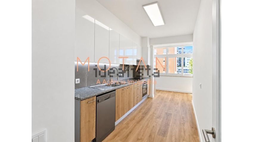 Apartamento T3 à venda em São domingos de Benfica, Lisboa — foto 3