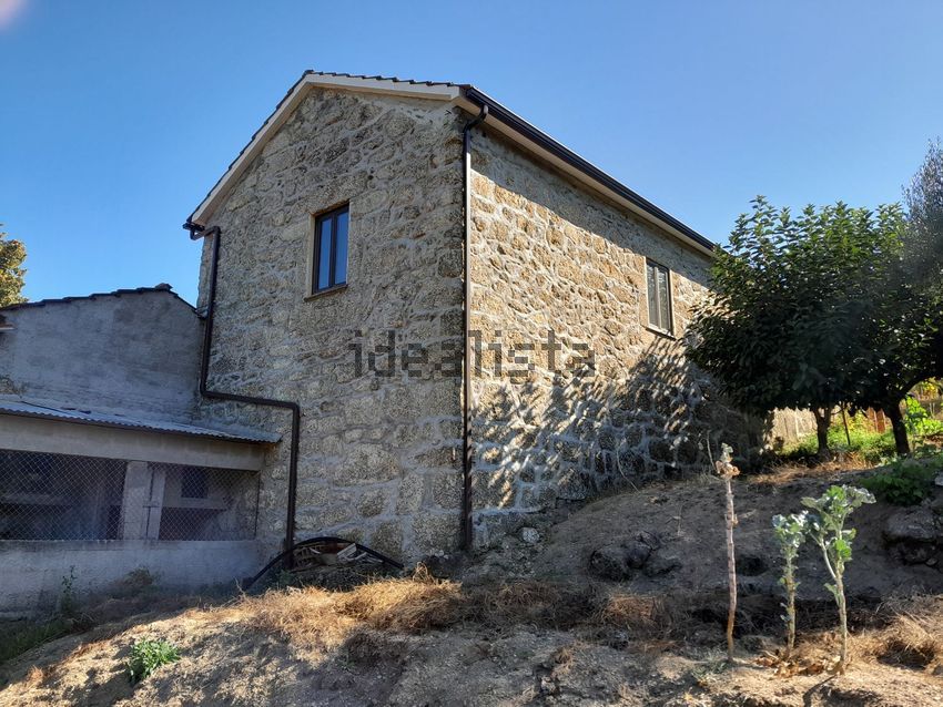 Moradia T3 em Mouraz e Vila Nova da Rainha, €390.000
