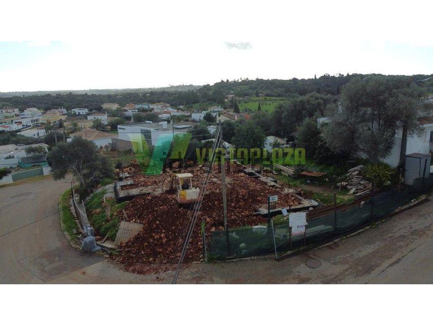 Moradia T4 à venda em Mexilhoeira Grande, Portimão — foto 17